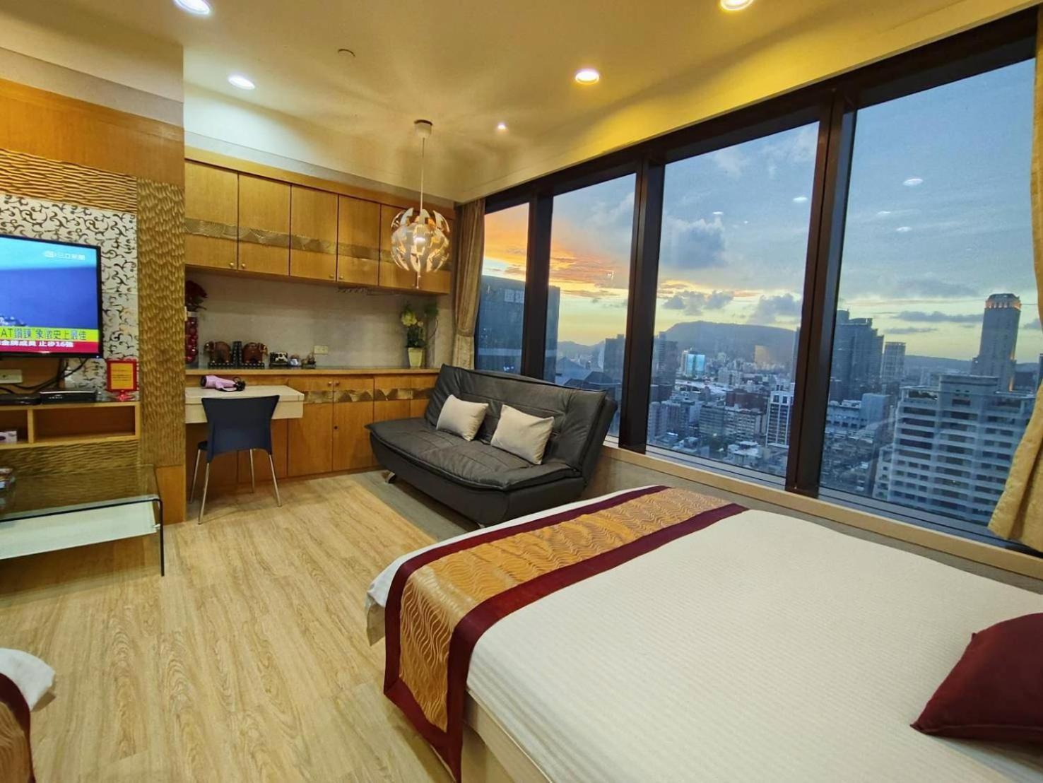 85 Cape Inn Kaohsiung Exteriör bild